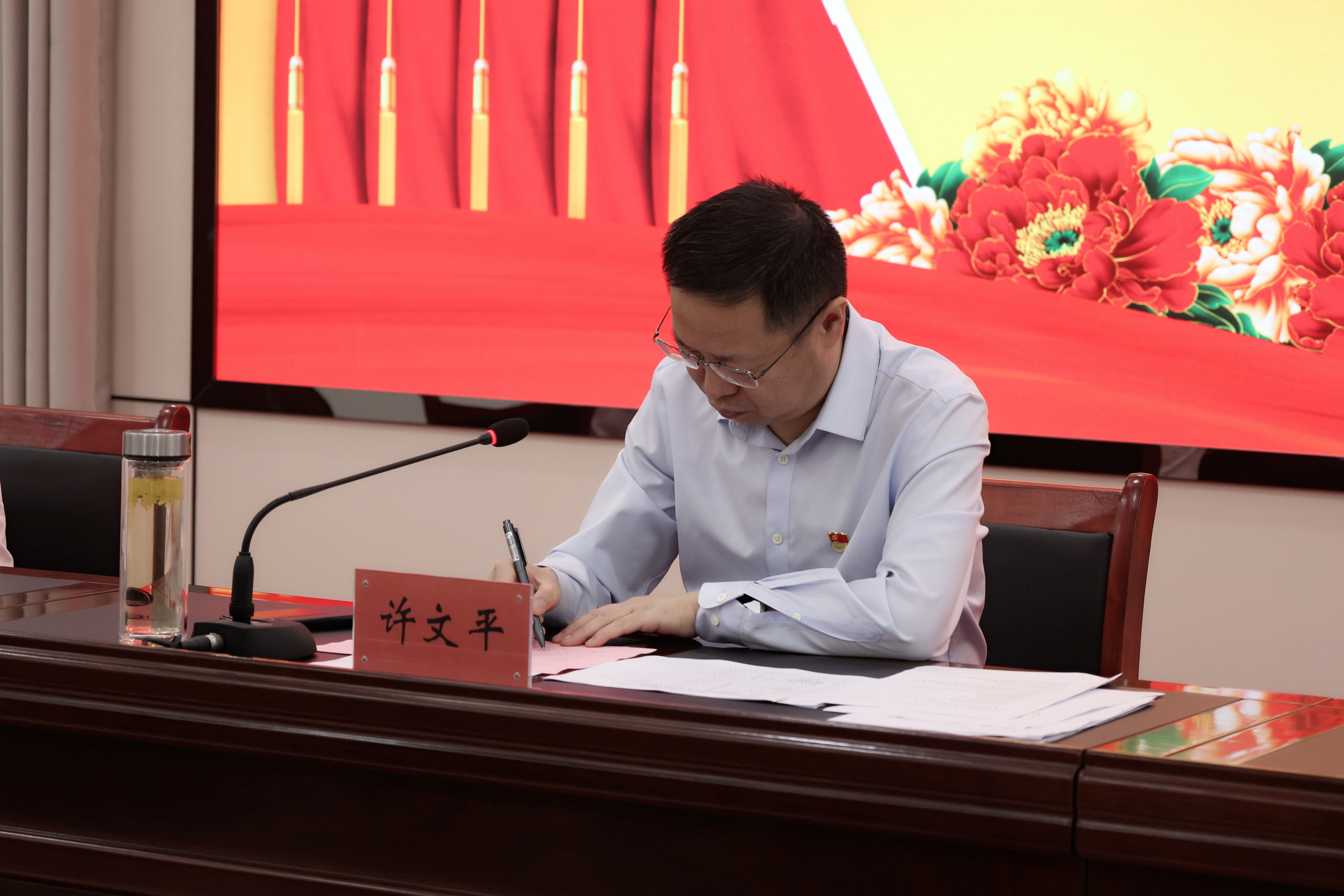 2N7A2889_¿´Í¼Íõ.jpg 2N7A2889_¿´Í¼Íõ.jpg